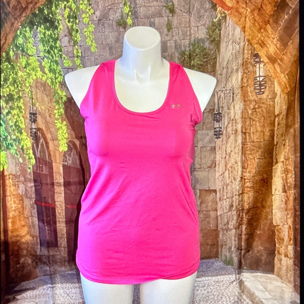 Under Armour Pink Fitted Sleeveless Tank Top